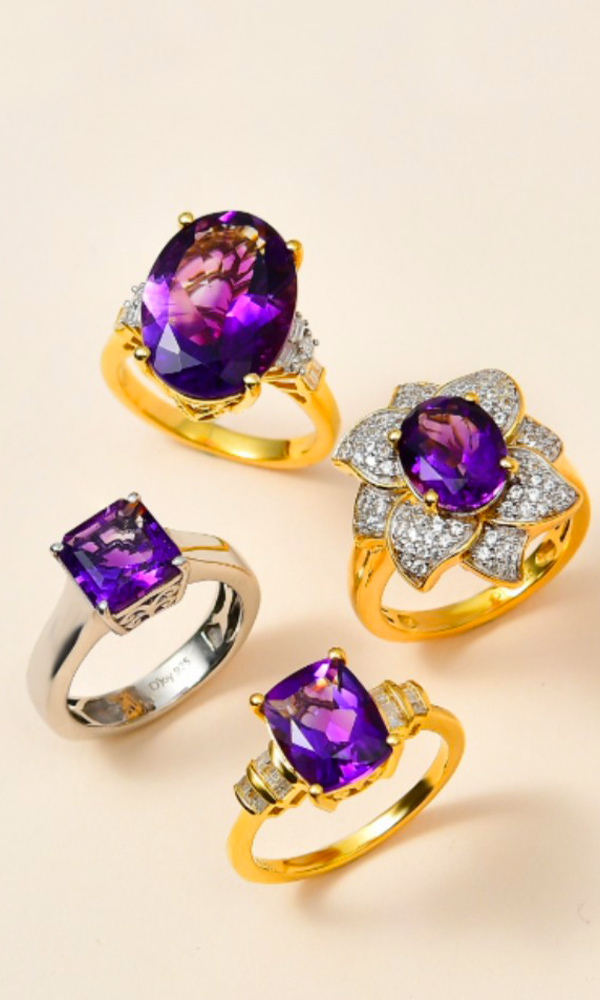 Glitz and Glamour with Danielle Banda